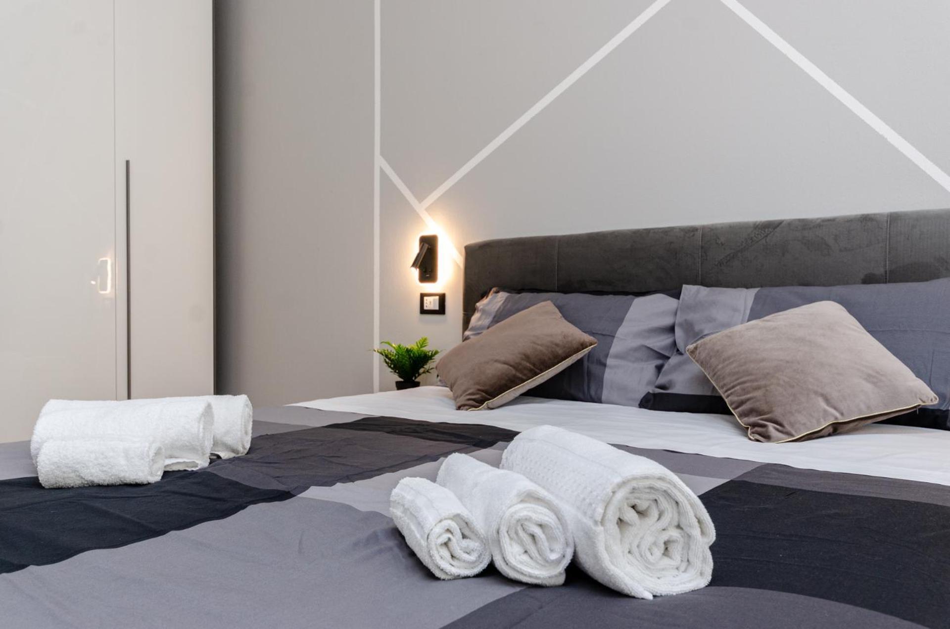 Vivimihome - Vivi I Navigli Elegante E Centrale Milano Eksteriør billede